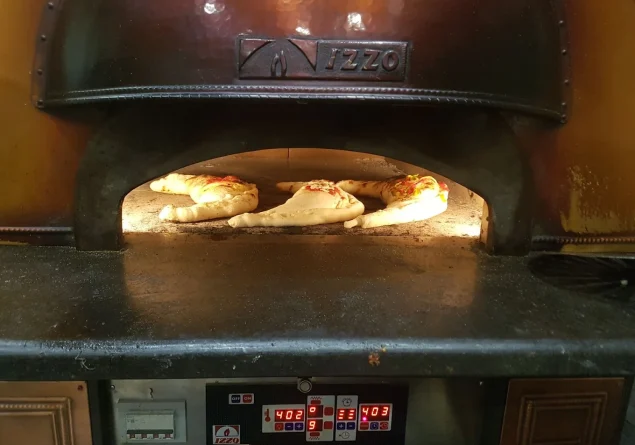 bandol pizza 3
